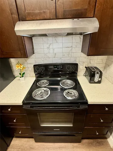 $64,875 | 10211 Sugar Branch Drive, Unit 377, Houston, TX 77036