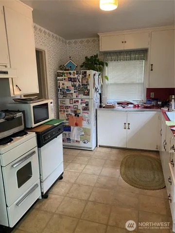 $998,000 | 6322 Northeast 181st Street, Kenmore, WA 98028