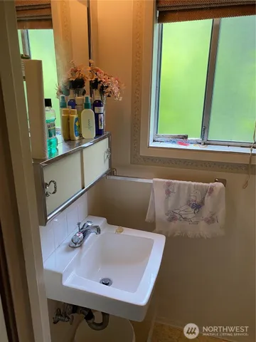 $998,000 | 6322 Northeast 181st Street, Kenmore, WA 98028