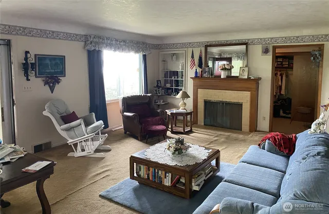 $998,000 | 6322 Northeast 181st Street, Kenmore, WA 98028