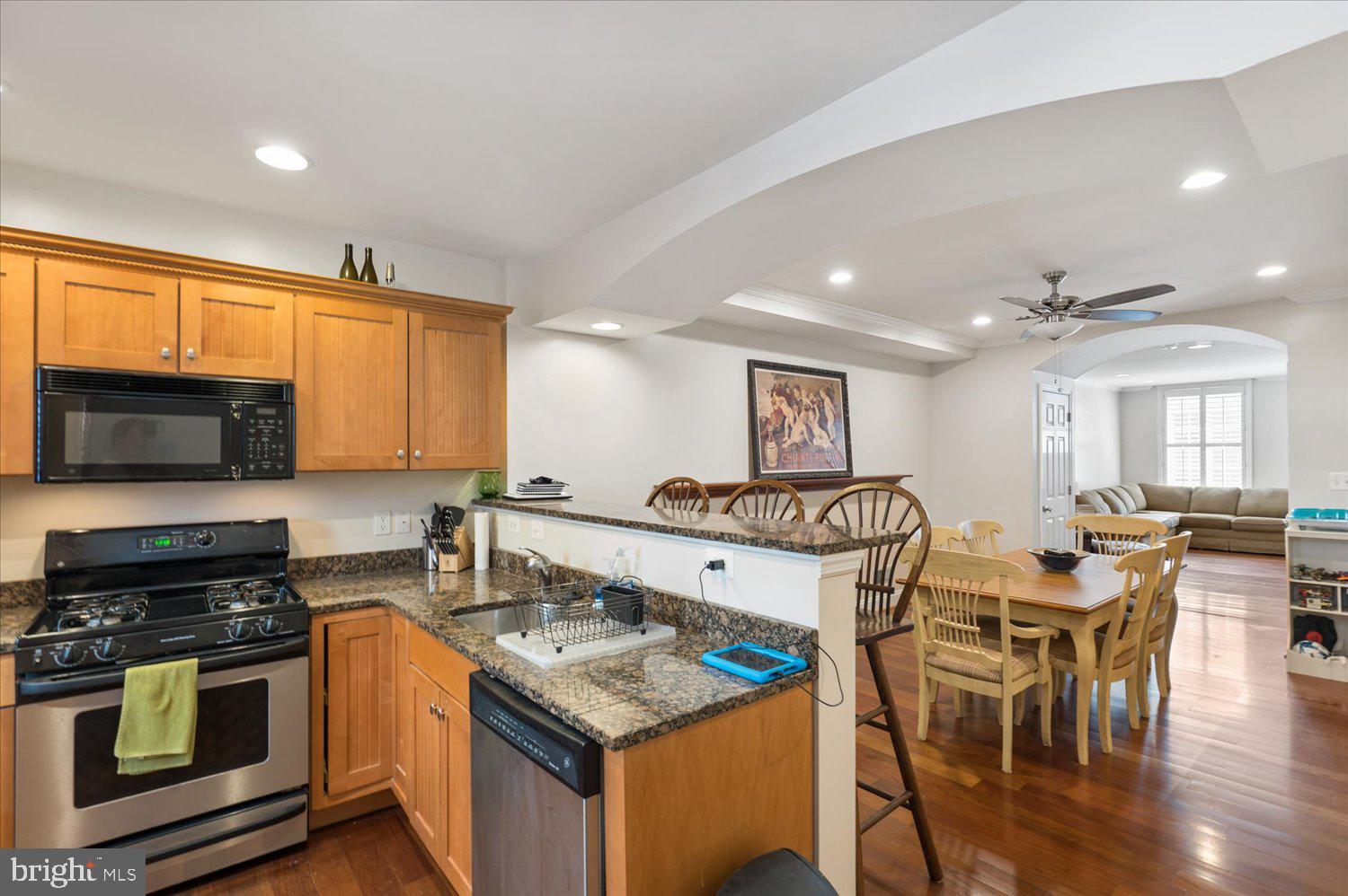 522 South Clinton Street Baltimore, MD 21224 - Photo 14 of 31