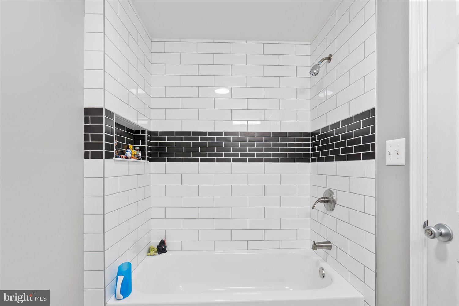 522 South Clinton Street Baltimore, MD 21224 - Photo 25 of 31