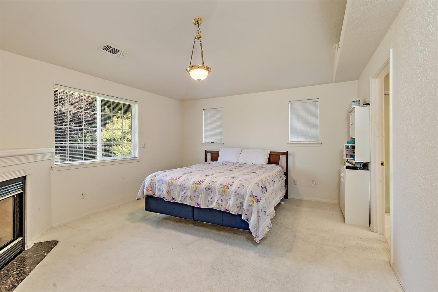 4705 Hillcrest Road Medford, OR 97504 - Photo 16 of 30 Additional Photo