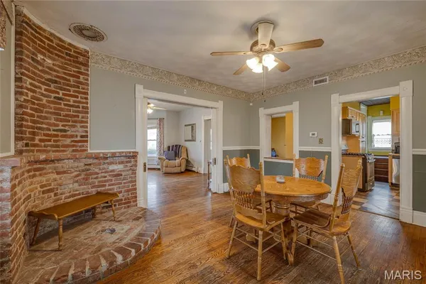 $250,000 | 411 Center Street, Farmington, MO 63640