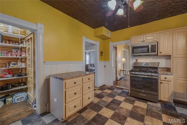 $250,000 | 411 Center Street, Farmington, MO 63640