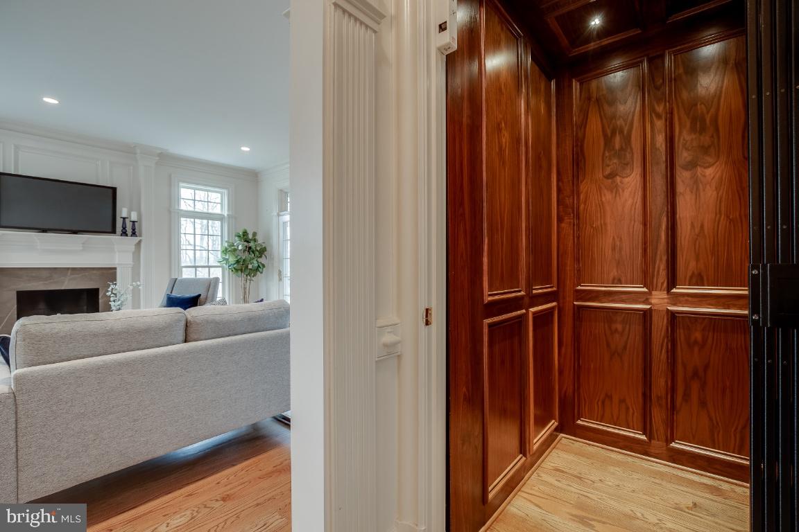 2034 Rockingham Street McLean, VA 22101 - Photo 26 of 68 Elevator to all 3 Levels