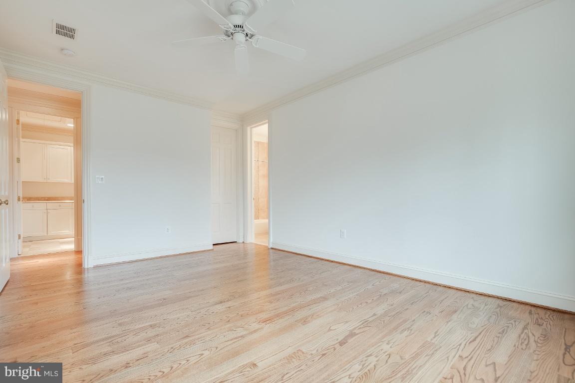 2034 Rockingham Street McLean, VA 22101 - Photo 34 of 68 #3 Secondary Bedroom on Upper Level