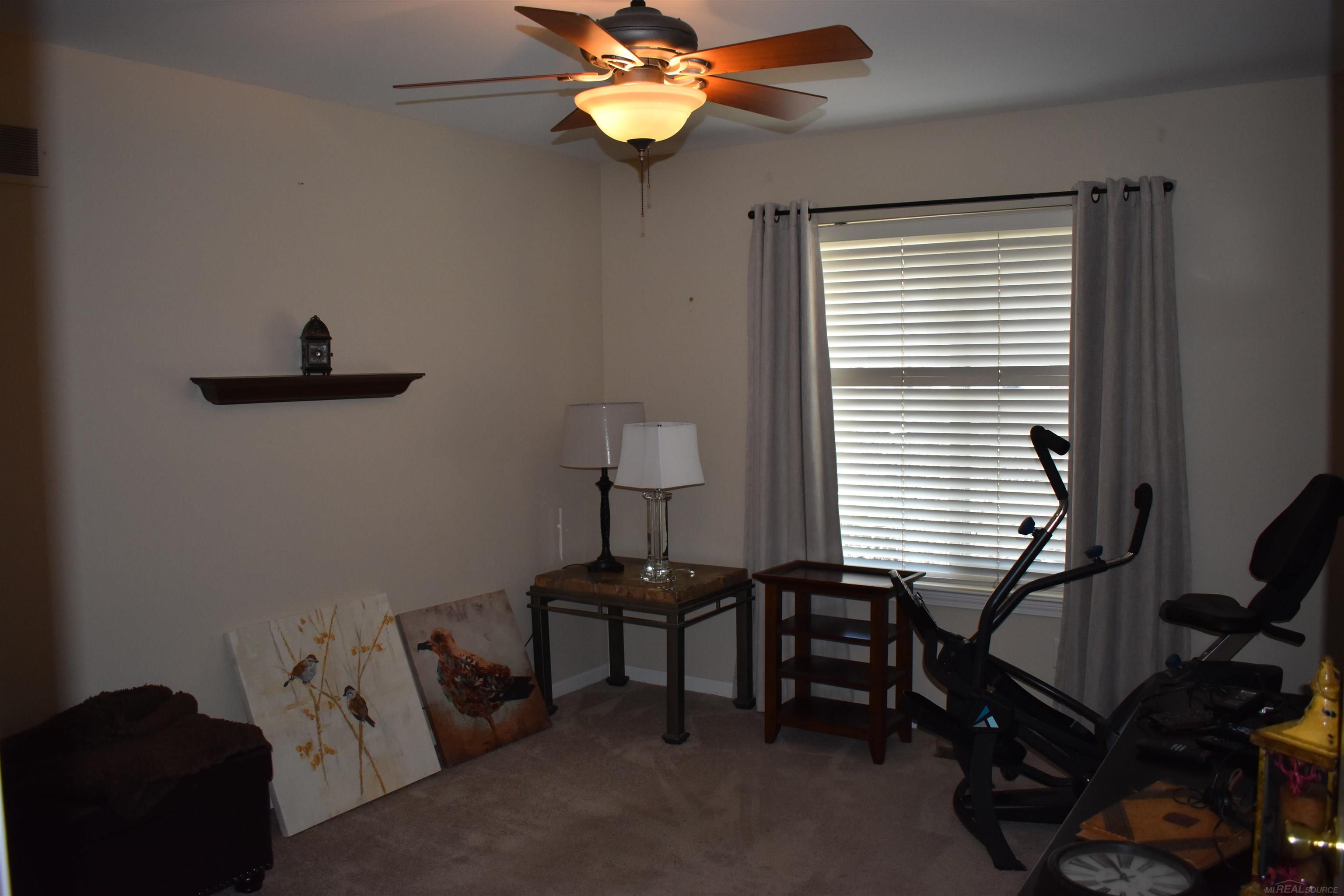 49242 Monte Road New Baltimore, MI 48047 - Photo 24 of 46 50105196-23.JPG