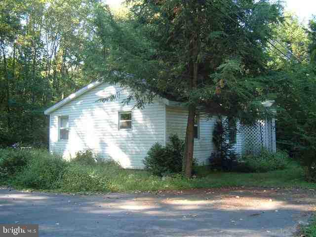 71 Swopes Valley Road Pine Grove, PA 17963 - Photo 2 of 8 Gallery Image 2