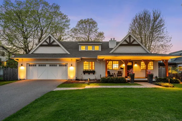 $2,250,000 | 225 Broadway Avenue North, Wayzata, MN 55391
