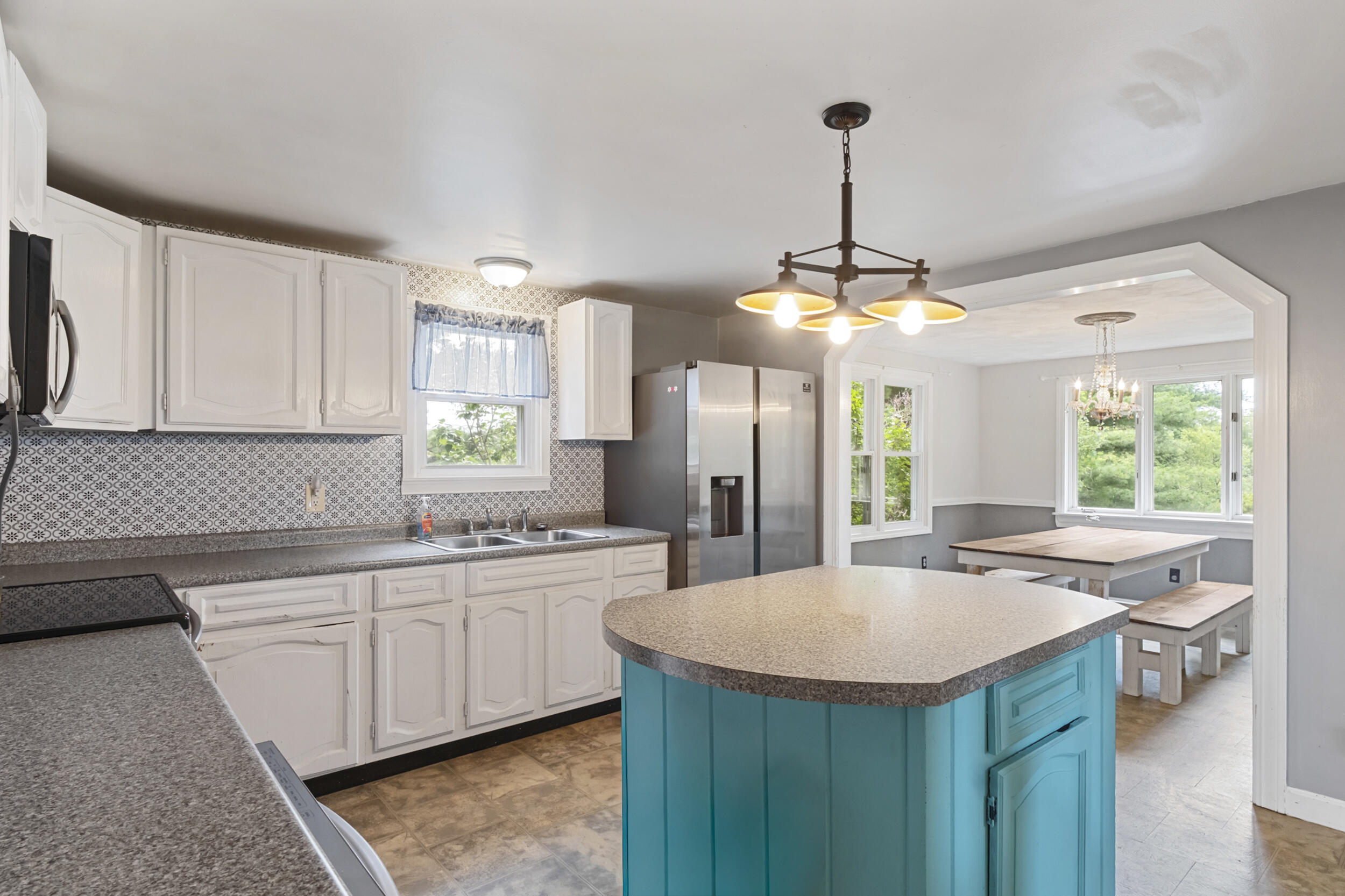 256 Belgrade Road Mount Vernon, ME 04352 - Photo 19 of 47 256_belgrade_rd-interior-06