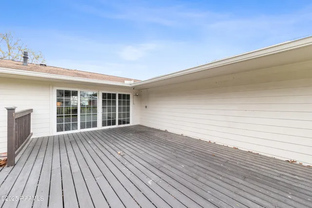 $219,000 | 112 North Hebert Avenue, Kaplan, LA 70548