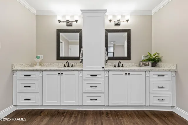 $219,000 | 112 North Hebert Avenue, Kaplan, LA 70548