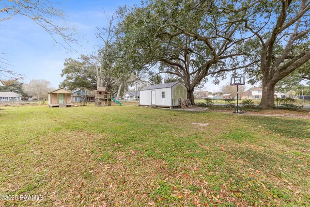 $219,000 | 112 North Hebert Avenue, Kaplan, LA 70548