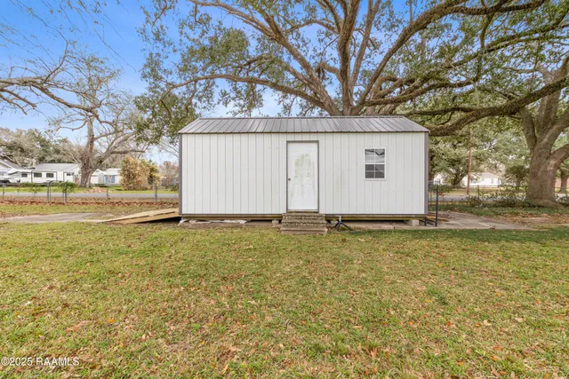 $219,000 | 112 North Hebert Avenue, Kaplan, LA 70548