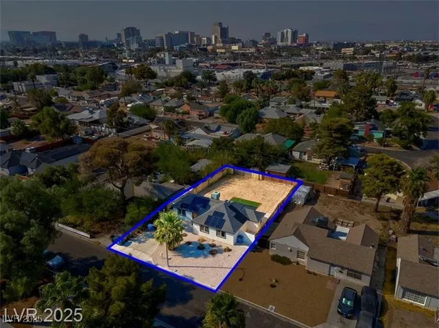 $1,800 | 1411 Norman Avenue, Las Vegas, NV 89104