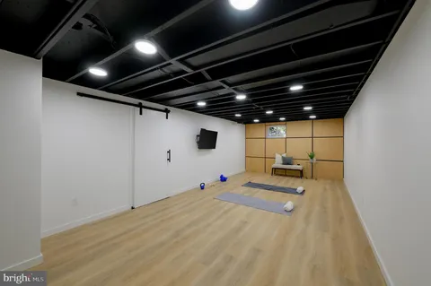 $675,000 | 115 Lakeside Drive, Greenbelt, MD 20770