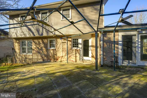 $675,000 | 115 Lakeside Drive, Greenbelt, MD 20770