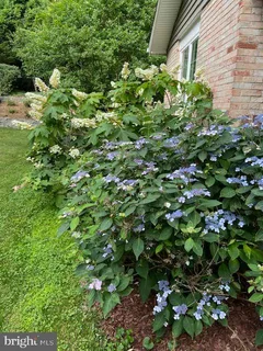 $675,000 | 115 Lakeside Drive, Greenbelt, MD 20770