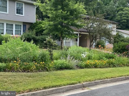 $675,000 | 115 Lakeside Drive, Greenbelt, MD 20770