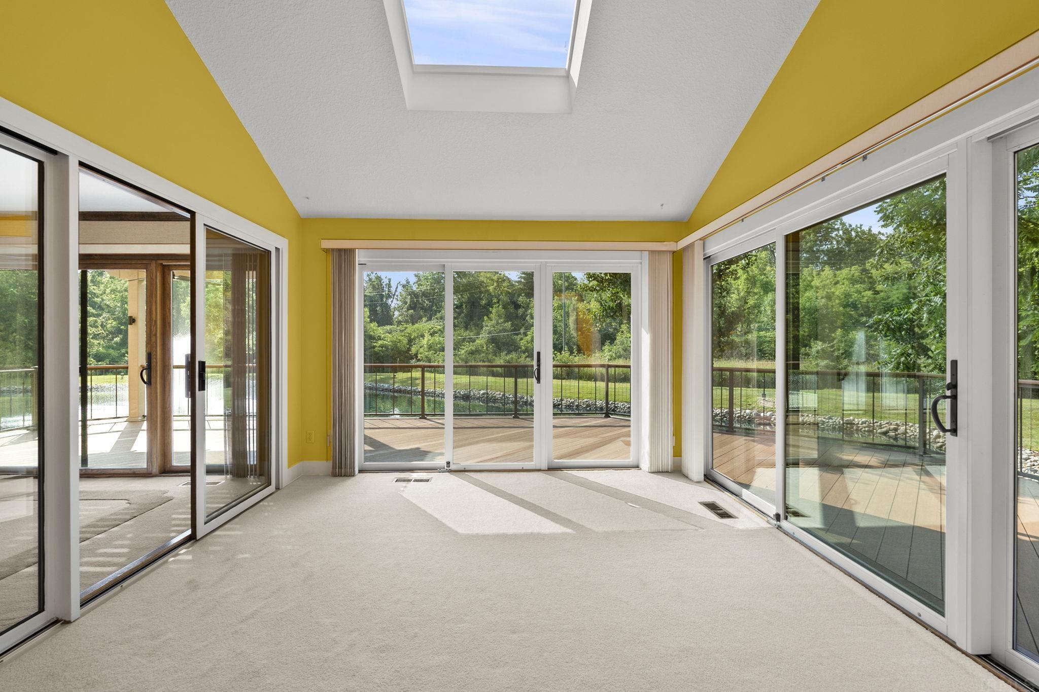 2030 Foxchase Run Fort Wayne, IN 46825 - Photo 12 of 36