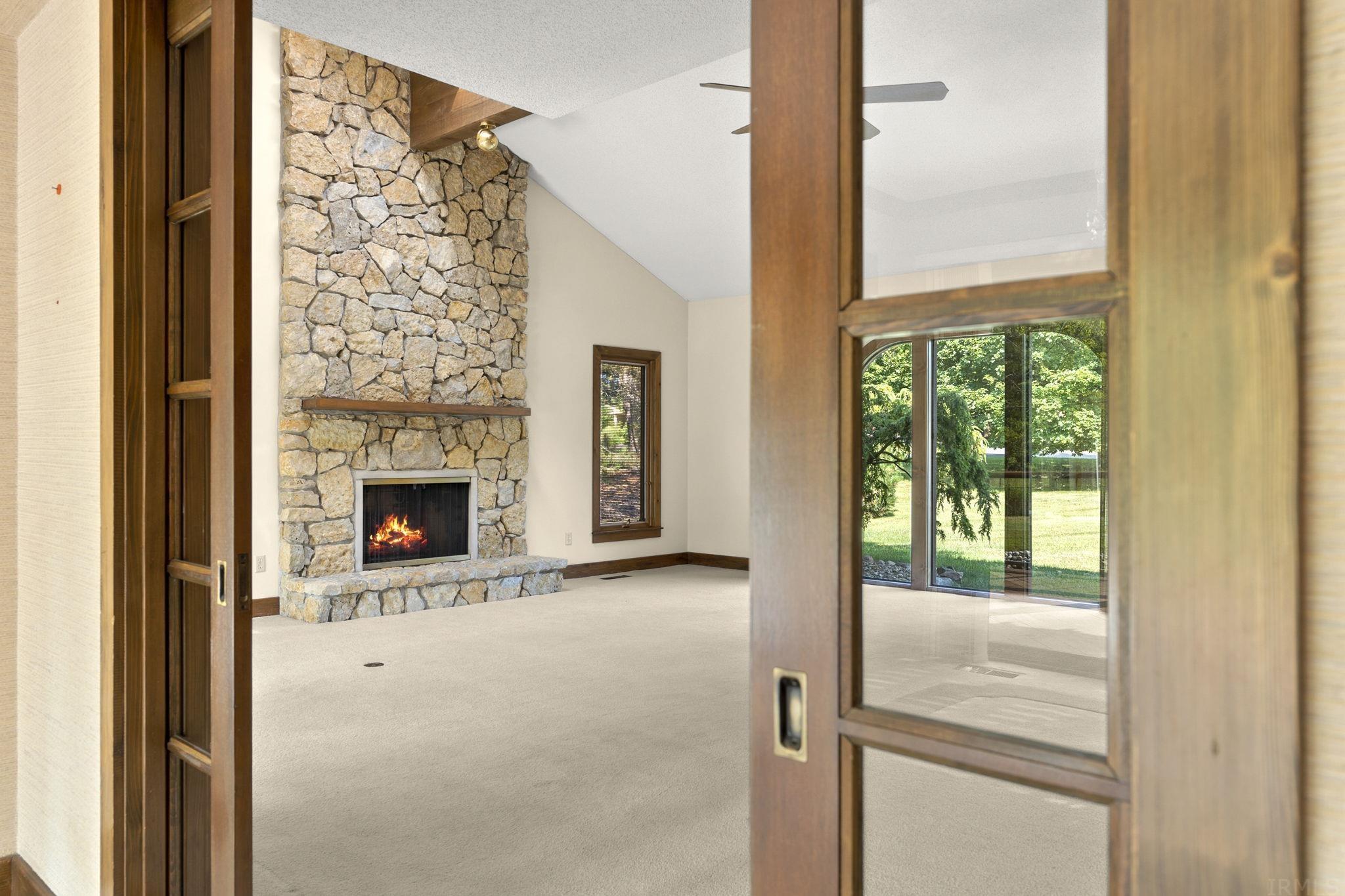 2030 Foxchase Run Fort Wayne, IN 46825 - Photo 16 of 36