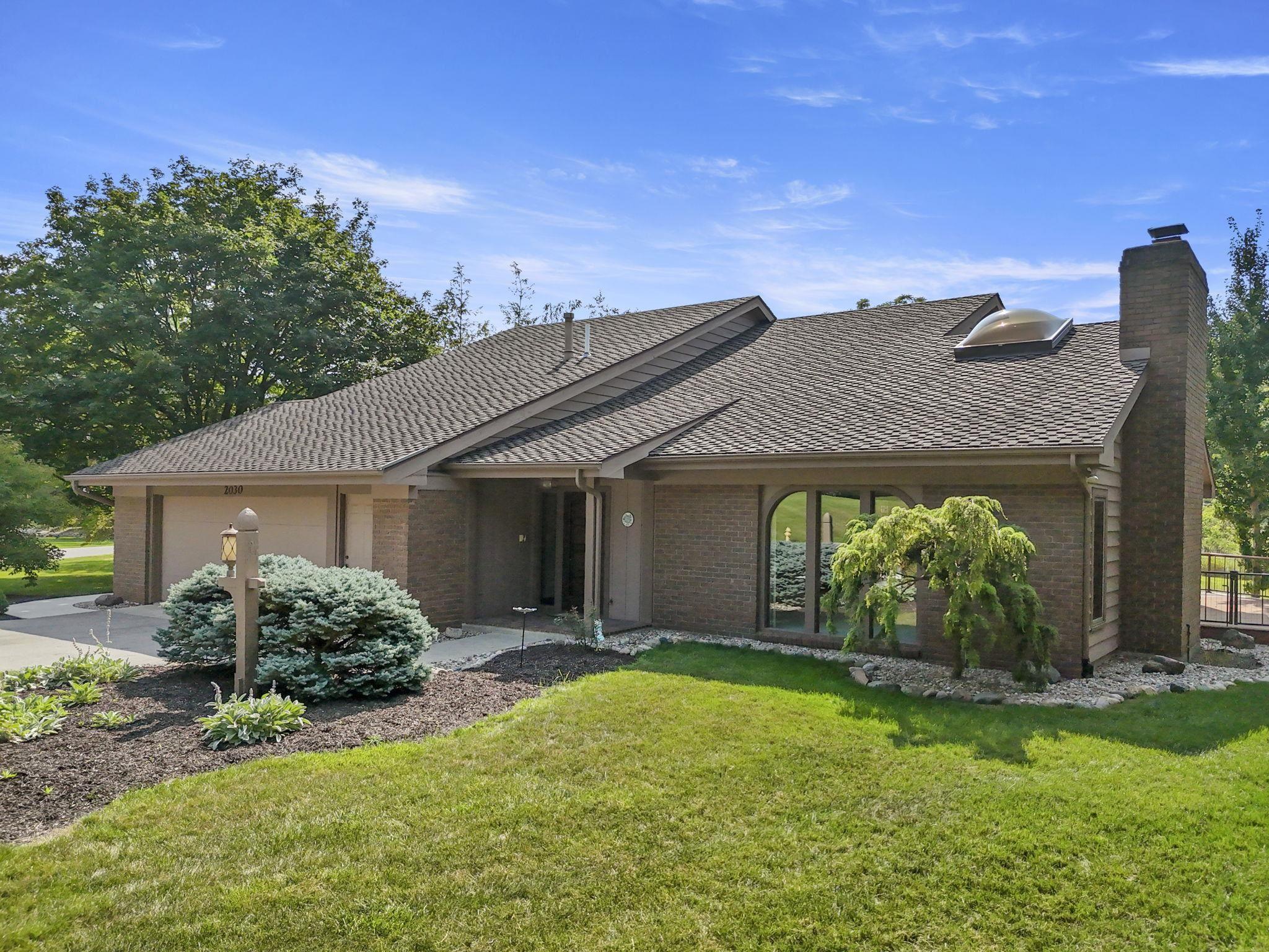 2030 Foxchase Run Fort Wayne, IN 46825 - Photo 2 of 36