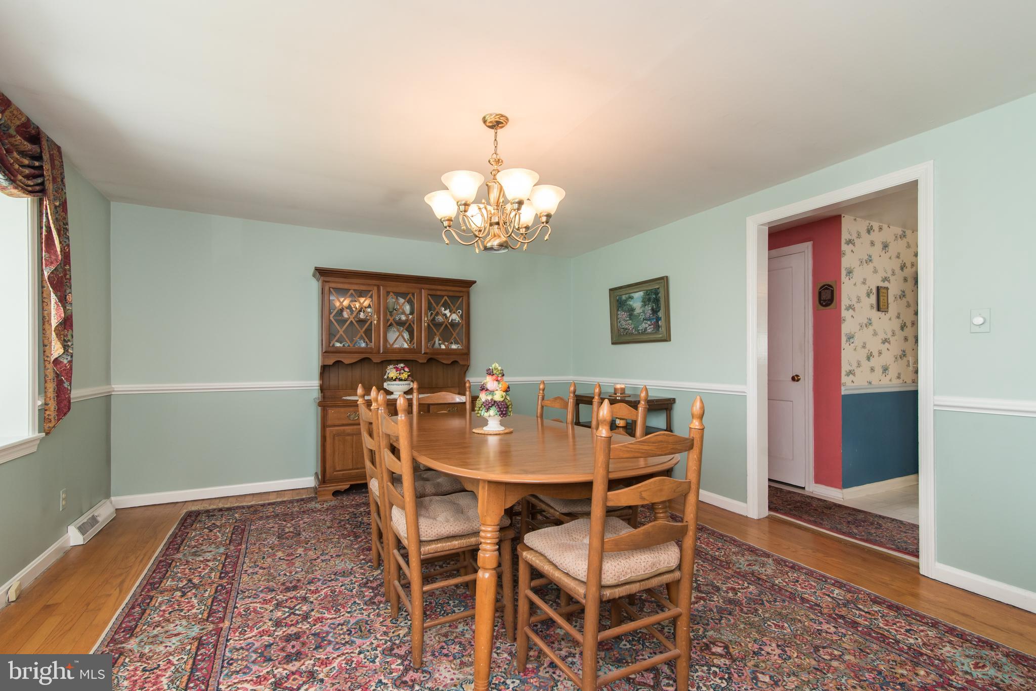 1289 Frogtown Road Bluemont, VA 20135 - Photo 6 of 30 Dining room with bay window and hardwood floors