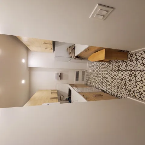 $764,000 | 415 East 37th Street, Unit 23D | Murray Hill