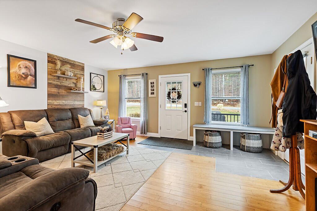 279 Prescott Road Manchester, ME 04351 - Photo 14 of 61 10_BP5A0162_DxO_mls