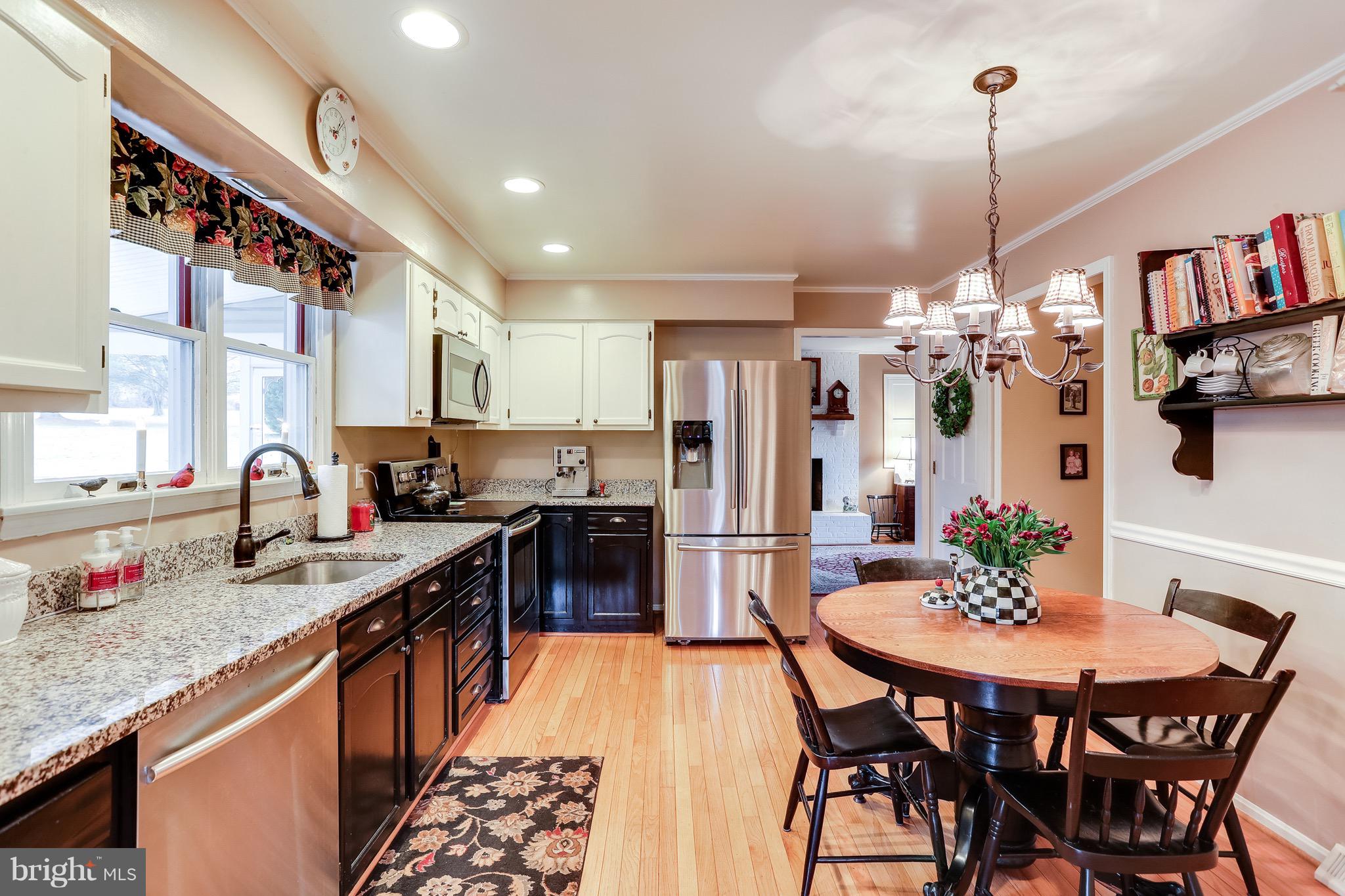11831 Franklinville Road Upper Falls, MD 21156 - Photo 7 of 30 Upgraded Countertops & Stainless Steel Appliances