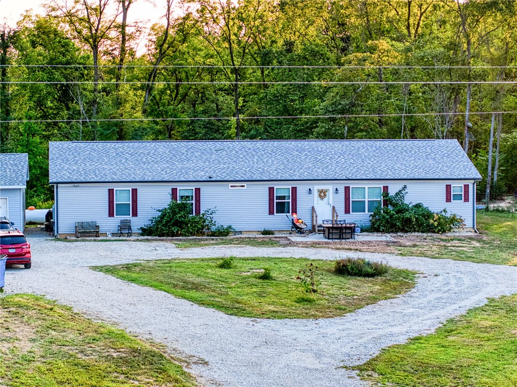 18370 East Terre Haute Road Paris, IL 61944 - Photo 1 of 48
