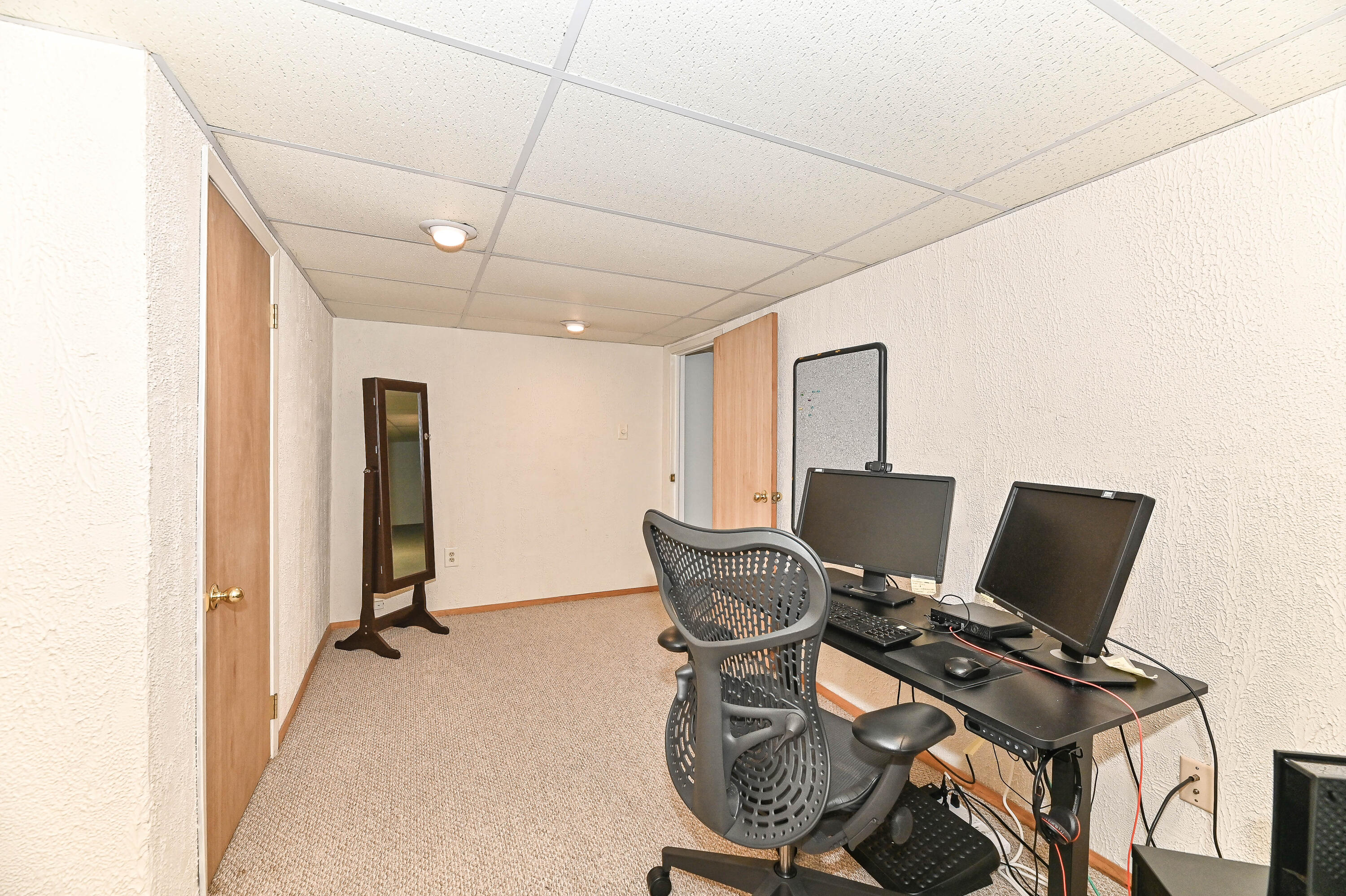3170 Taylor Avenue Racine, WI 53405 - Photo 43 of 56 Taylor-47