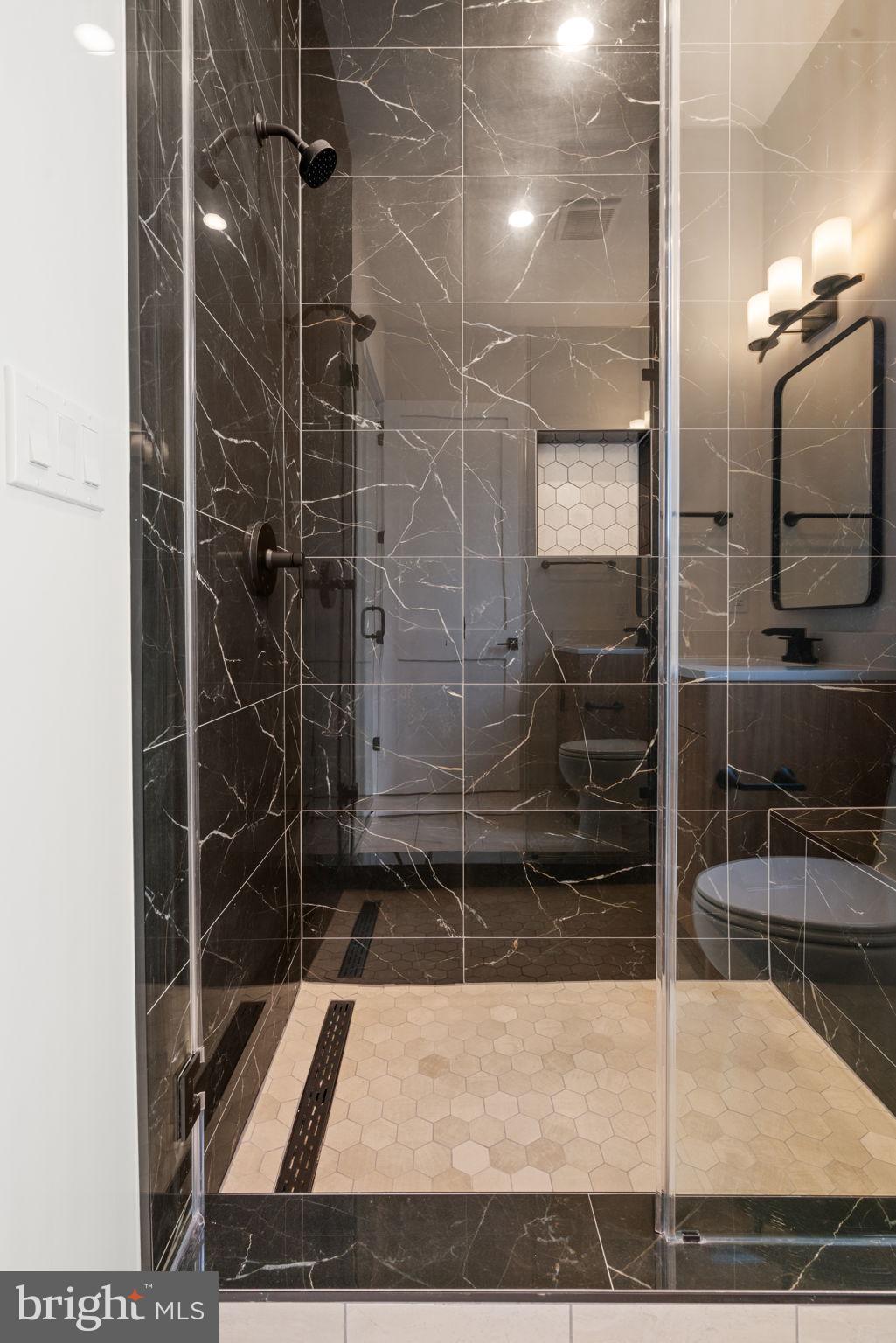 505 Adelman Circle Southwest Vienna, VA 22180 - Photo 29 of 85