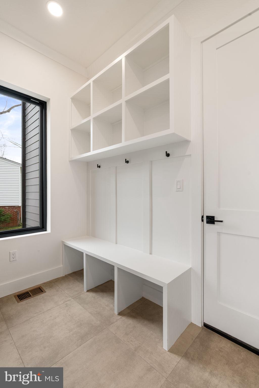 505 Adelman Circle Southwest Vienna, VA 22180 - Photo 31 of 85