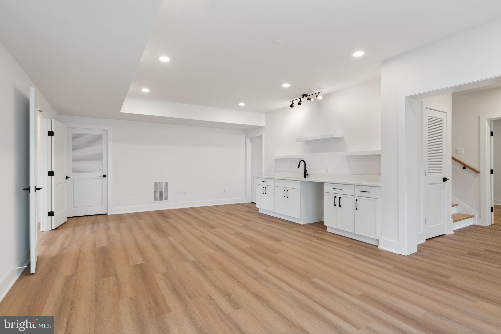 505 Adelman Circle Southwest Vienna, VA 22180 - Photo 68 of 85