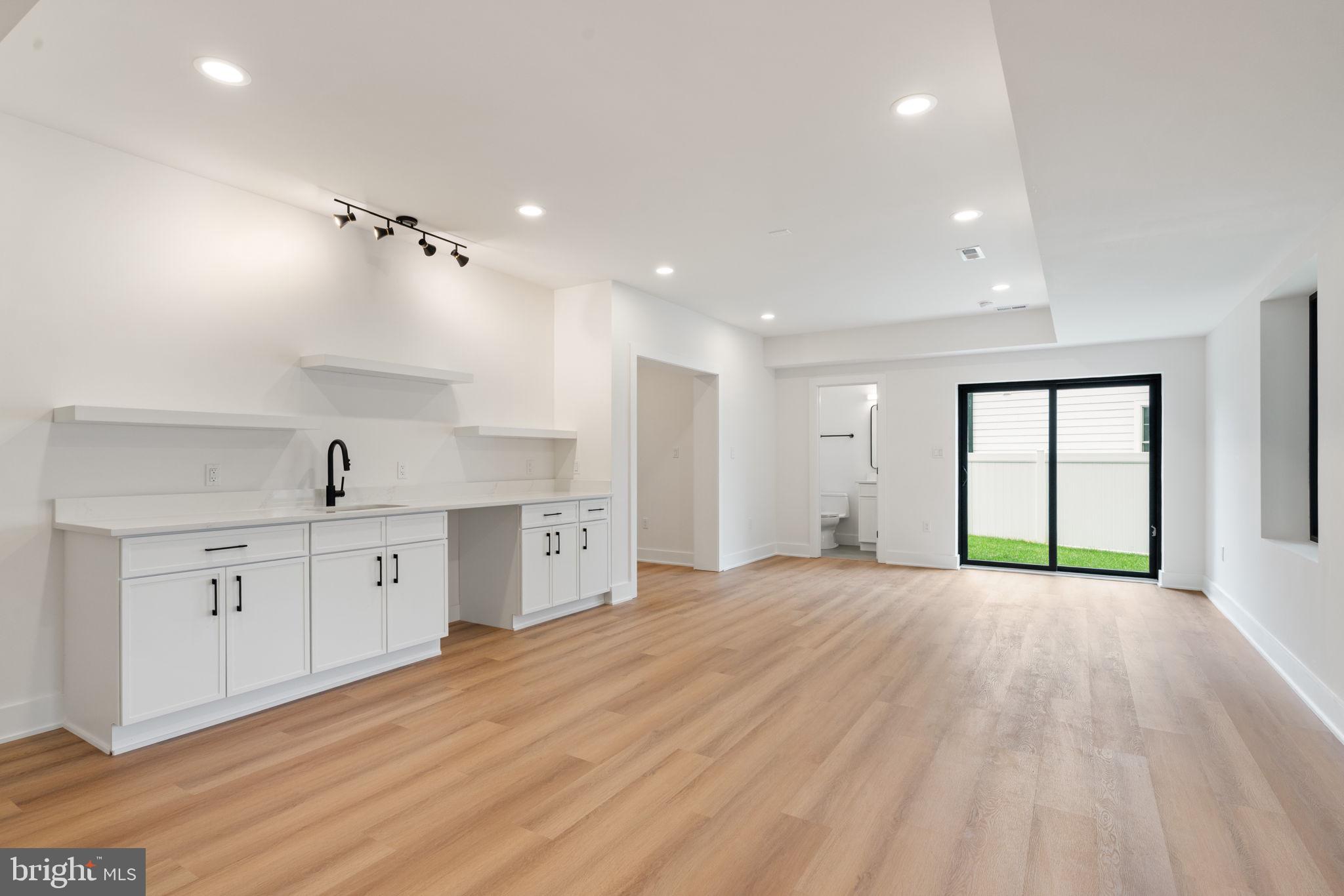 505 Adelman Circle Southwest Vienna, VA 22180 - Photo 69 of 85