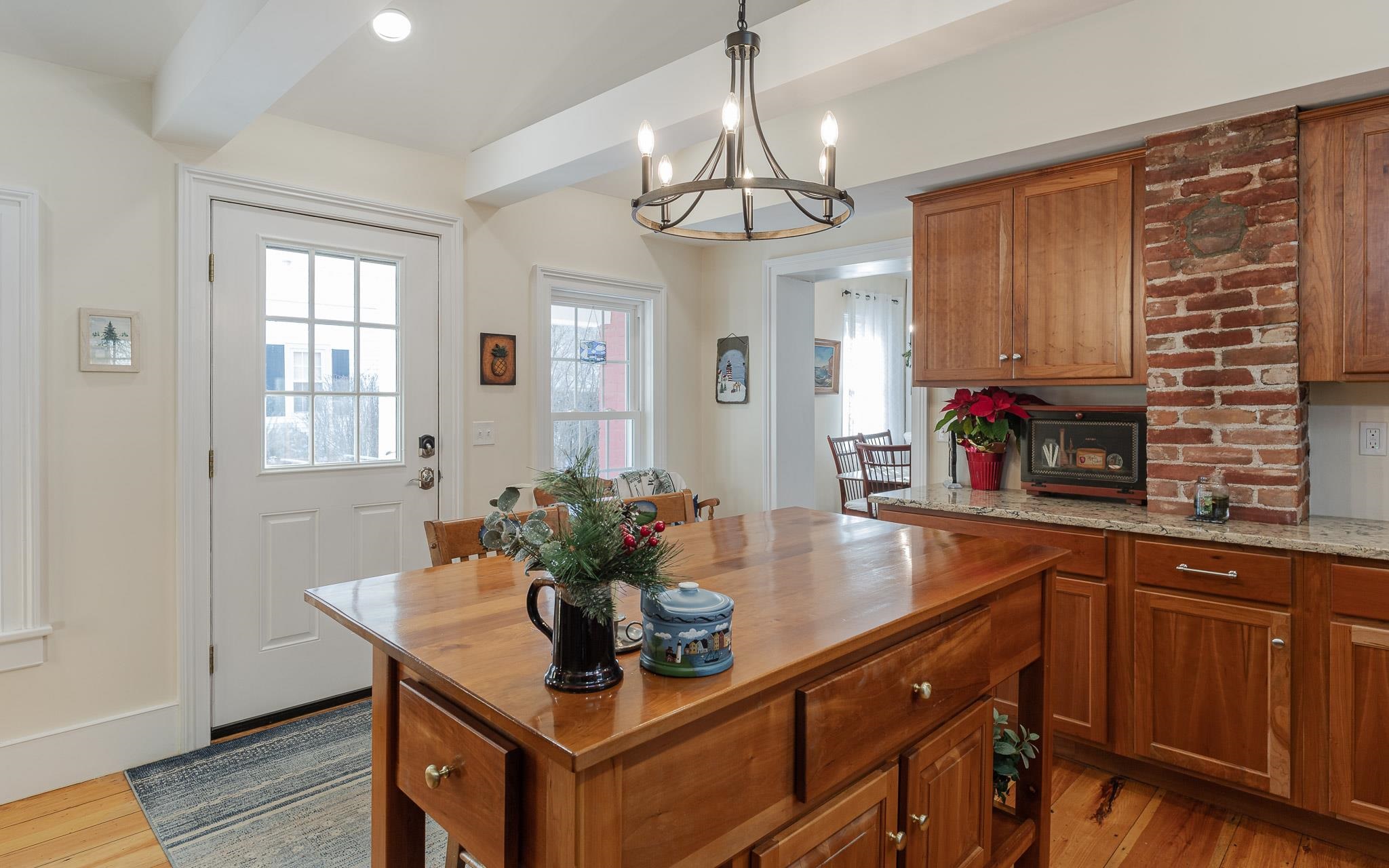 7 Rogers Street Walpole, NH 03608 - Photo 3 of 39