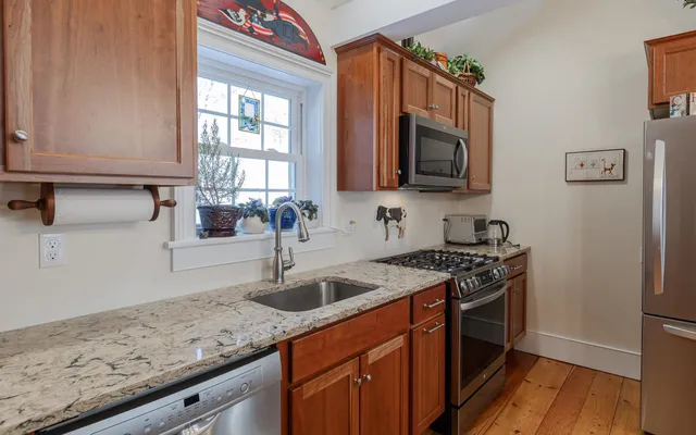 $574,000 | 7 Rogers Street, Walpole, NH 03608