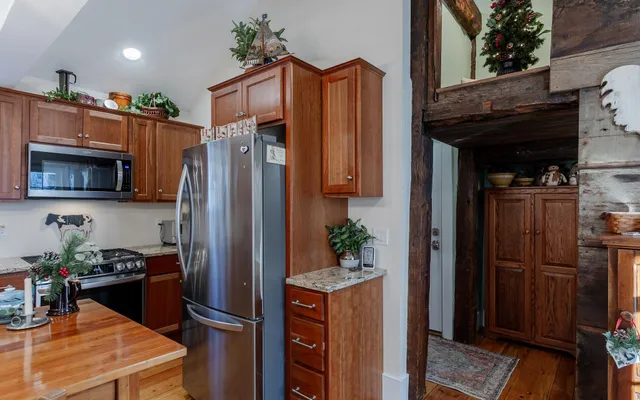 $574,000 | 7 Rogers Street, Walpole, NH 03608