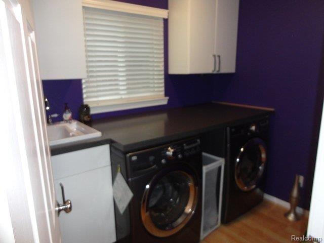 49445 Monte Road New Baltimore, MI 48047 - Photo 10 of 24 Laundry Room.JPG