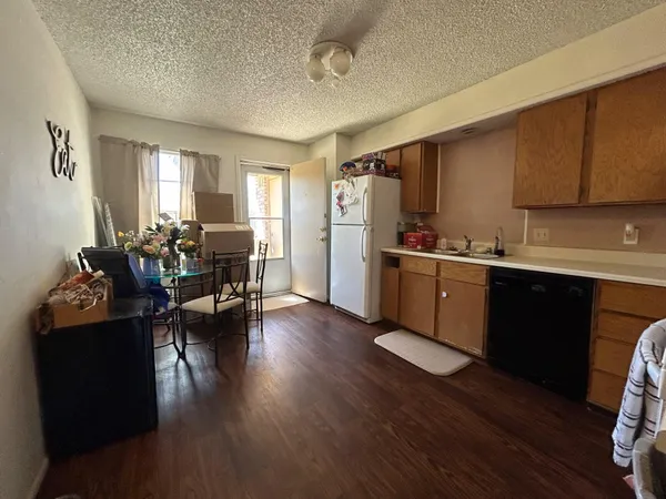 $800 | 2117 South Loop 289, Unit A, Lubbock, TX 79423