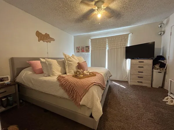 $800 | 2117 South Loop 289, Unit A, Lubbock, TX 79423
