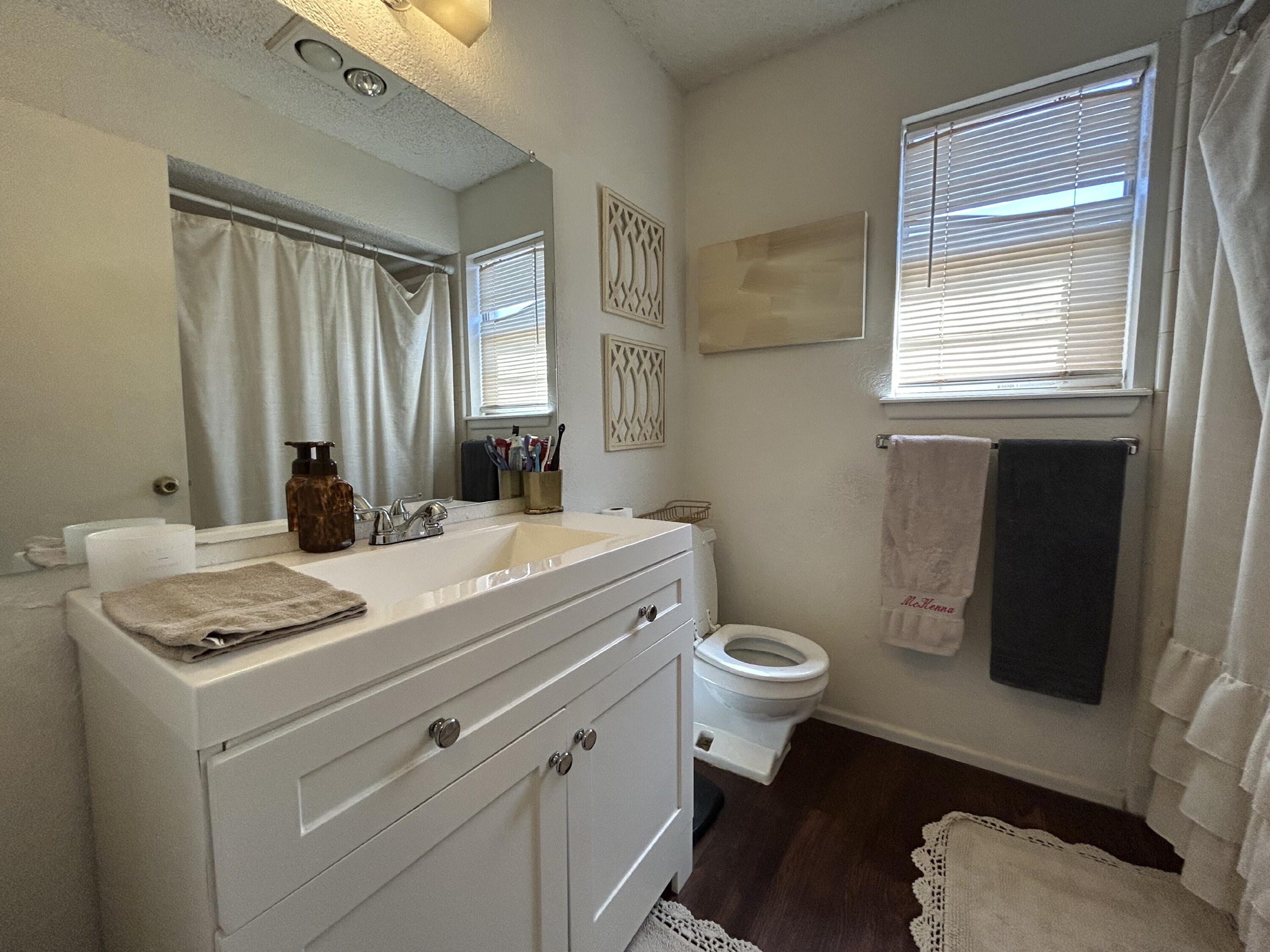 2117 South Loop 289, Unit A Lubbock, TX 79423 - Photo 9 of 12 IMG_6885