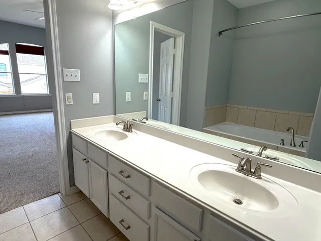 a bathroom with a bathtub