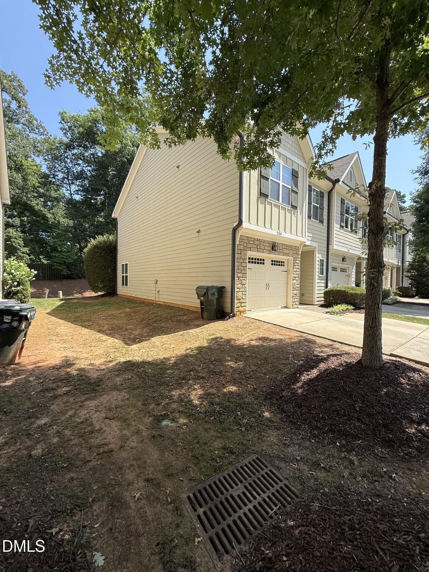 2106 Scarlet Maple Drive Raleigh, NC 27606 - Photo 4 of 20 201d3274-8716-40d9-b1c6-2e837a10268a