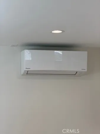 $1,600 | 7513 Topeka Drive, Reseda, CA 91335