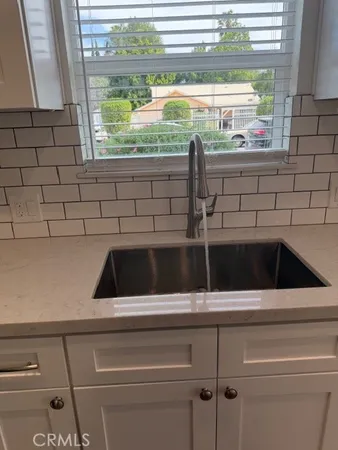 $1,600 | 7513 Topeka Drive, Reseda, CA 91335