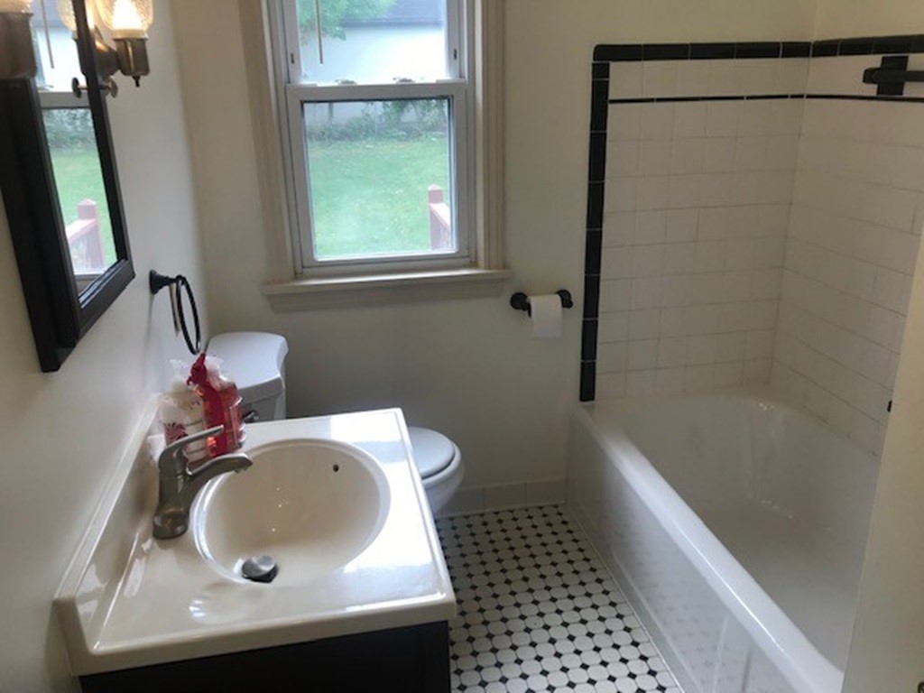 299 Pemberton Road Irondequoit, NY 14622 - Photo 11 of 30