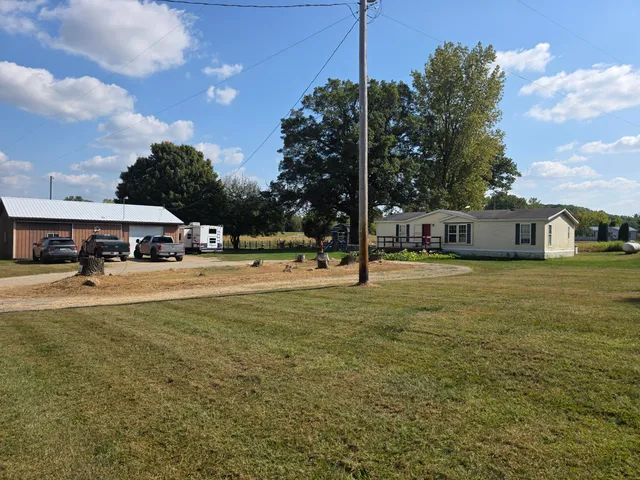 $155,000 | 29510 S Drive North, Springport, MI 49284